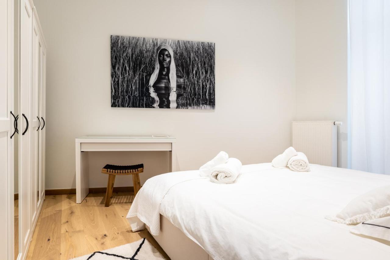 Brussels Centre Bnb Sablon I, II Et V Екстериор снимка